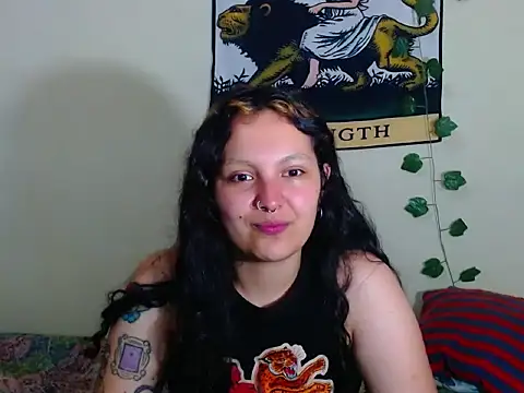 Snapshot of sweetiee_mary chatting on 01-13-26, 10:26 sweetiee mary online show from 01-13-26, 10:26