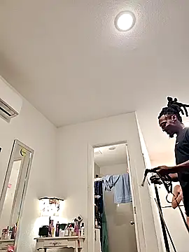 Snapshot of specialkay11 chatting on 11-29-25, 10:13 specialkay11 online show from 11-29-25, 10:13