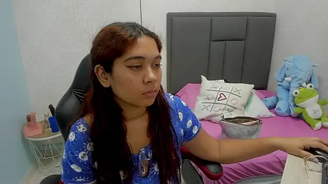 Snapshot of MADISON_ROWAN1 chatting on 03-10-25, 03:23 MADISON ROWAN1 online show from 03-10-25, 03:23