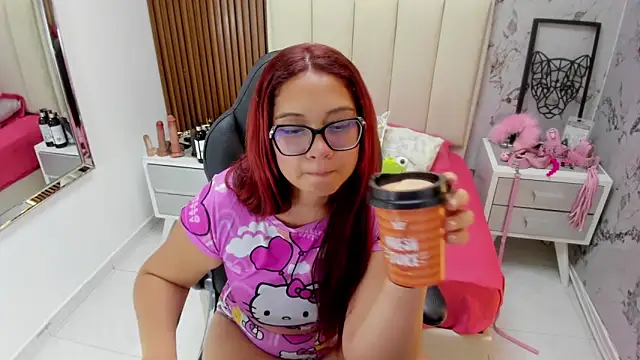 Snapshot of MADISON_ROWAN1 chatting on 10-02-25, 03:02 MADISON ROWAN1 online show from 10-02-25, 03:02