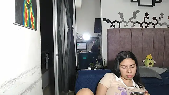 Snapshot of Liza_Thurner chatting on 01-31-25, 12:39 Liza Thurner online show from 01-31-25, 12:39