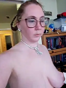 Snapshot of littlelustlamb chatting on 12-06-24, 07:01 littlelustlamb online show from 12-06-24, 07:01