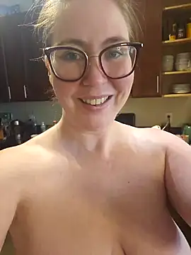 Snapshot of littlelustlamb chatting on 01-15-25, 07:44 littlelustlamb online show from 01-15-25, 07:44