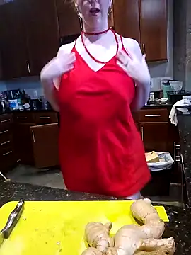 Snapshot of littlelustlamb chatting on 10-09-25, 06:28 littlelustlamb online show from 10-09-25, 06:28