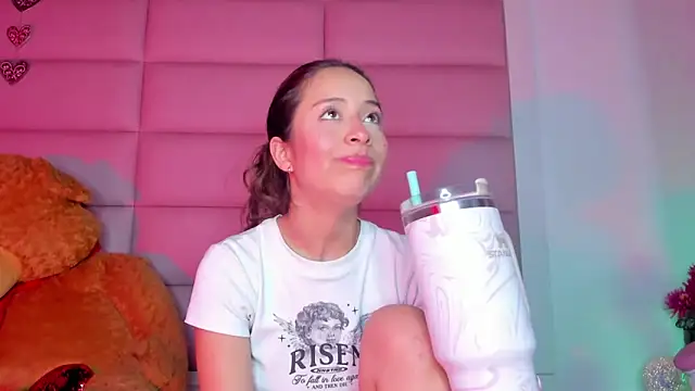 little-Emma online show from 02-10-25, 09:25