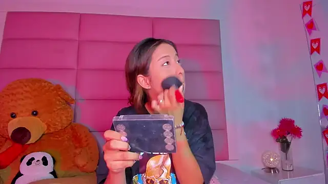 little-Emma online show from 02-20-25, 03:12