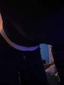 Snapshot of emilysue1 chatting on 01-01-25, 06:37 emilysue1 online show from 01-01-25, 06:37