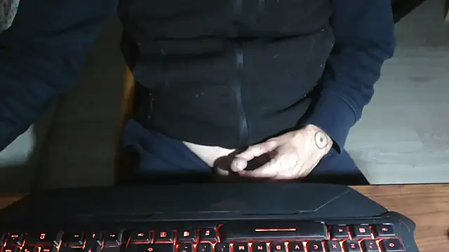 Adri gard online show from 11-20-25, 08:52