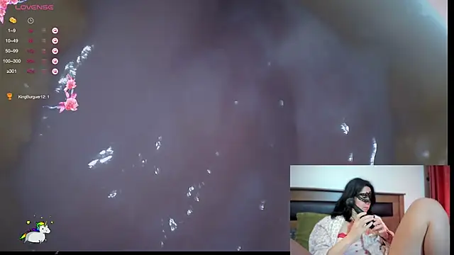 Reinacatchile online show from 09-29-25, 01:44