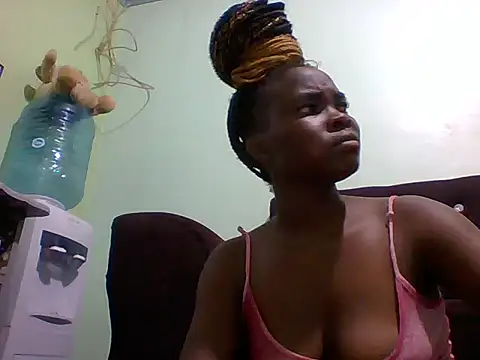 sexxyqueenn22 online show from 11-02-25, 12:46