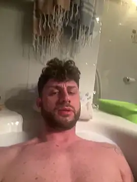 Snapshot of michifolli92 chatting on 03-19-25, 09:49 michifolli92 online show from 03-19-25, 09:49