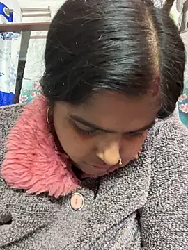 Snapshot of Beauty-queen chatting on 01-19-25, 10:28 Beauty-queen online show from 01-19-25, 10:28