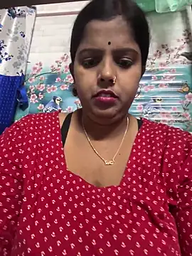 Snapshot of Beauty-queen chatting on 03-22-25, 10:28 Beauty-queen online show from 03-22-25, 10:28