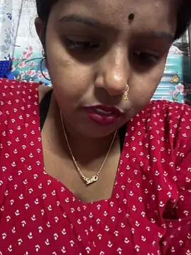 Snapshot of Beauty-queen chatting on 03-22-25, 02:25 Beauty-queen online show from 03-22-25, 02:25