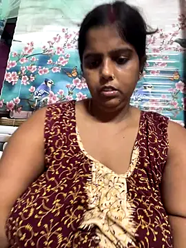 Snapshot of Beauty-queen chatting on 09-09-25, 11:54 Beauty-queen online show from 09-09-25, 11:54