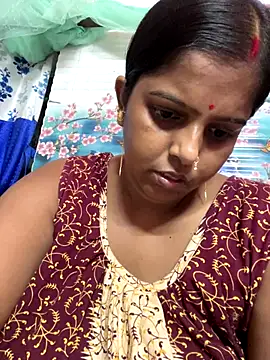 Snapshot of Beauty-queen chatting on 09-28-25, 11:48 Beauty-queen online show from 09-28-25, 11:48