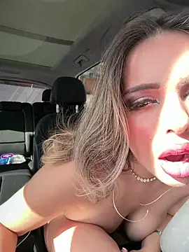 Alirawrz online show from 11-22-25, 01:10