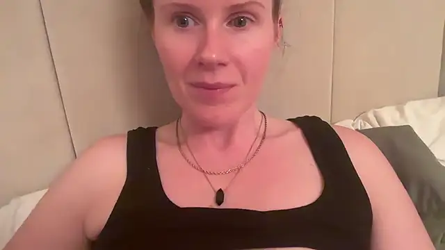 redheadrosie69 online show from 09-11-25, 07:14