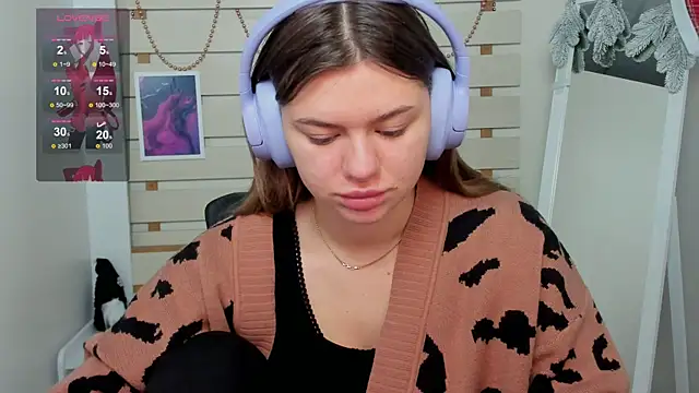 Josephine Kiss online show from 01-08-25, 01:31