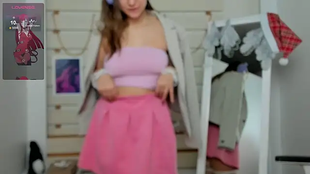 Josephine Kiss online show from 01-17-25, 10:00