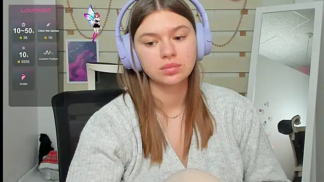 Josephine Kiss online show from 03-20-25, 01:37