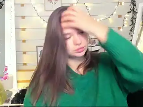 Snapshot of Josephine_Kiss chatting on 12-21-25, 12:45 Josephine Kiss online show from 12-21-25, 12:45