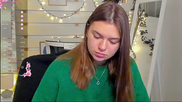 Snapshot of Josephine_Kiss chatting on 01-18-26, 02:10 Josephine Kiss online show from 01-18-26, 02:10