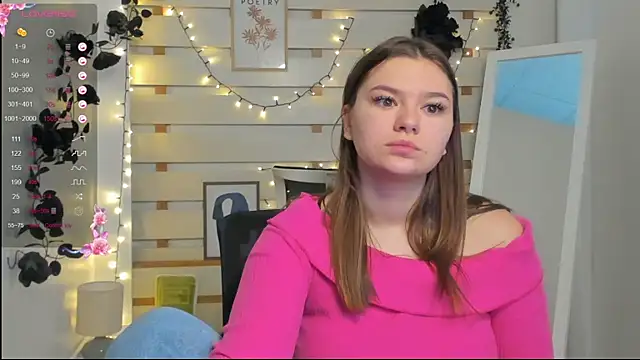 Snapshot of Josephine_Kiss chatting on 03-10-26, 07:13 Josephine Kiss online show from 03-10-26, 07:13