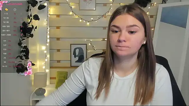 Snapshot of Josephine_Kiss chatting on 03-12-26, 10:54 Josephine Kiss online show from 03-12-26, 10:54