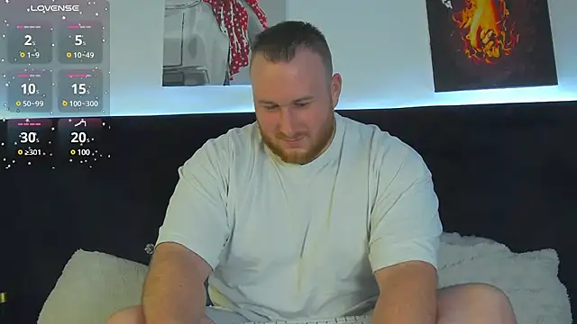 Snapshot of RoddyStill chatting on 01-09-25, 07:42 RoddyStill online show from 01-09-25, 07:42