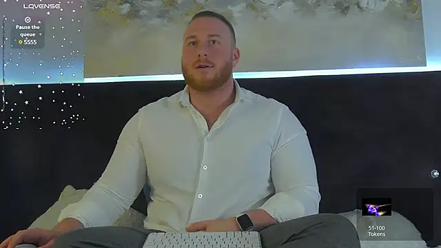 Snapshot of RoddyStill chatting on 01-21-25, 12:29 RoddyStill online show from 01-21-25, 12:29