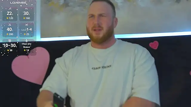 Snapshot of RoddyStill chatting on 02-13-25, 05:44 RoddyStill online show from 02-13-25, 05:44