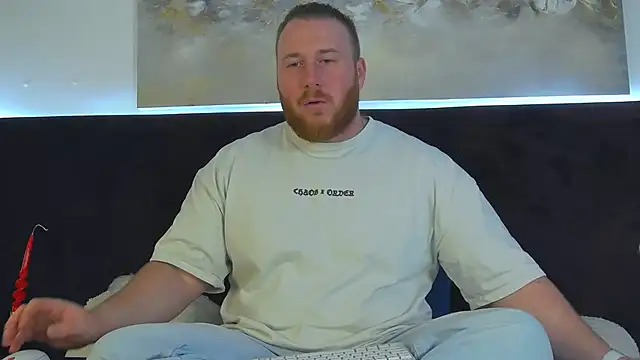 Snapshot of RoddyStill chatting on 03-08-25, 08:22 RoddyStill online show from 03-08-25, 08:22