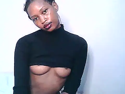 Snapshot of Sweet_Vinkah chatting on 01-26-25, 10:35 Sweet Vinkah online show from 01-26-25, 10:35