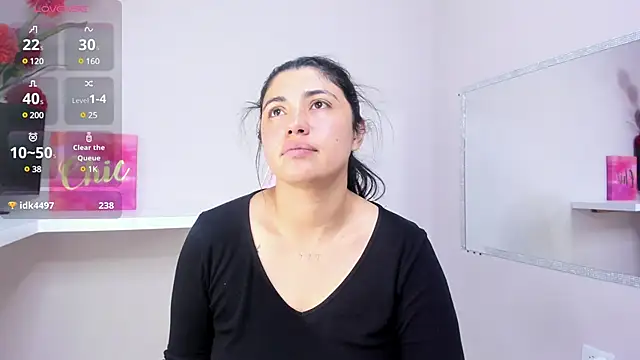 Snapshot of Danna_777_ chatting on 12-19-24, 01:50 Danna 777  online show from 12-19-24, 01:50