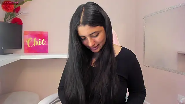 Snapshot of Danna_777_ chatting on 12-28-24, 11:48 Danna 777  online show from 12-28-24, 11:48