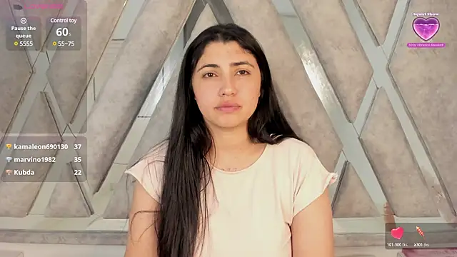 Snapshot of Danna_777_ chatting on 01-19-25, 07:57 Danna 777  online show from 01-19-25, 07:57