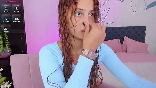 Snapshot of georgina_palacios chatting on 02-24-25, 01:21 georgina palacios online show from 02-24-25, 01:21