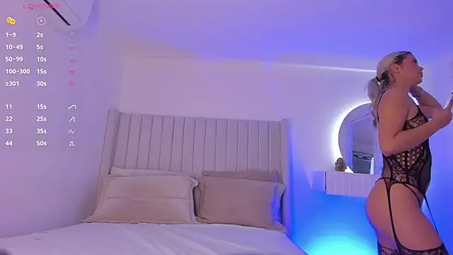 Shelynna azzul online show from 02-26-25, 09:48