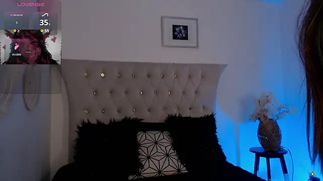 Tifanny Sweett online show from 09-29-25, 03:17