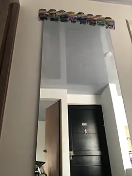 Tifanny Sweett online show from 10-17-25, 05:15