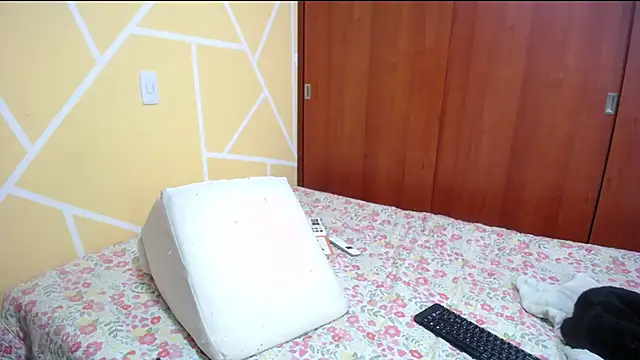 CrazyDirty Barbarian online show from 03-08-25, 02:51