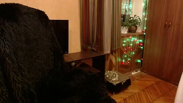 Miss Tress online show from 01-31-25, 07:08