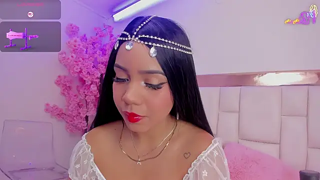 SenniaBella online show from 03-21-25, 01:45