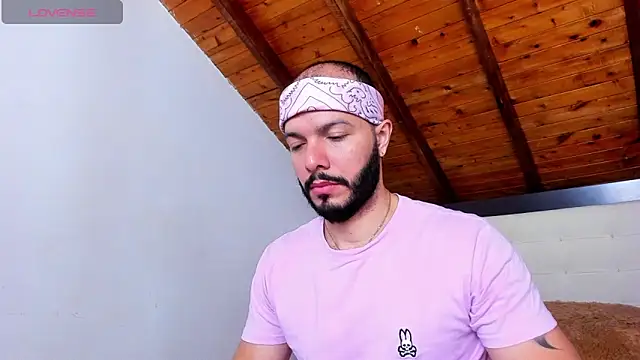 Tom Bailey online show from 09-22-25, 12:07