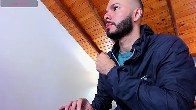 Tom Bailey online show from 11-07-25, 01:11