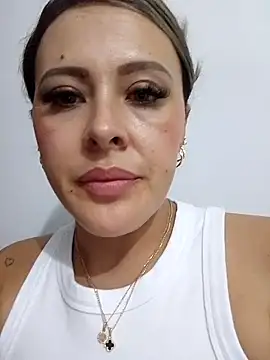 ALONDRAMILF online show from 01-13-25, 12:09