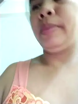 Lanyingxin18 online show from 01-13-25, 10:56