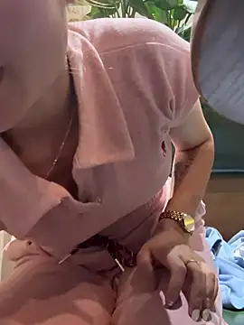 Snapshot of Emily_9xx chatting on 03-20-25, 10:54 Emily 9xx online show from 03-20-25, 10:54