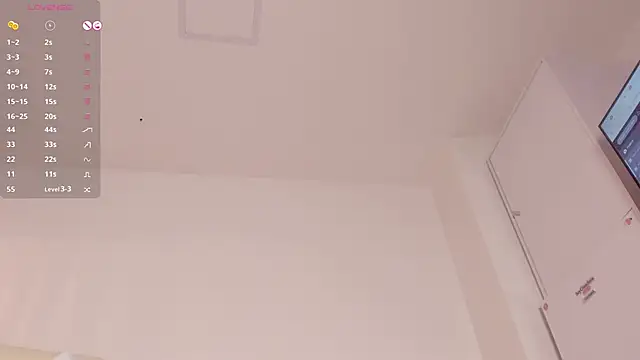 Snapshot of AllisonRoberts_ chatting on 03-02-25, 12:32 AllisonRoberts online show from 03-02-25, 12:32